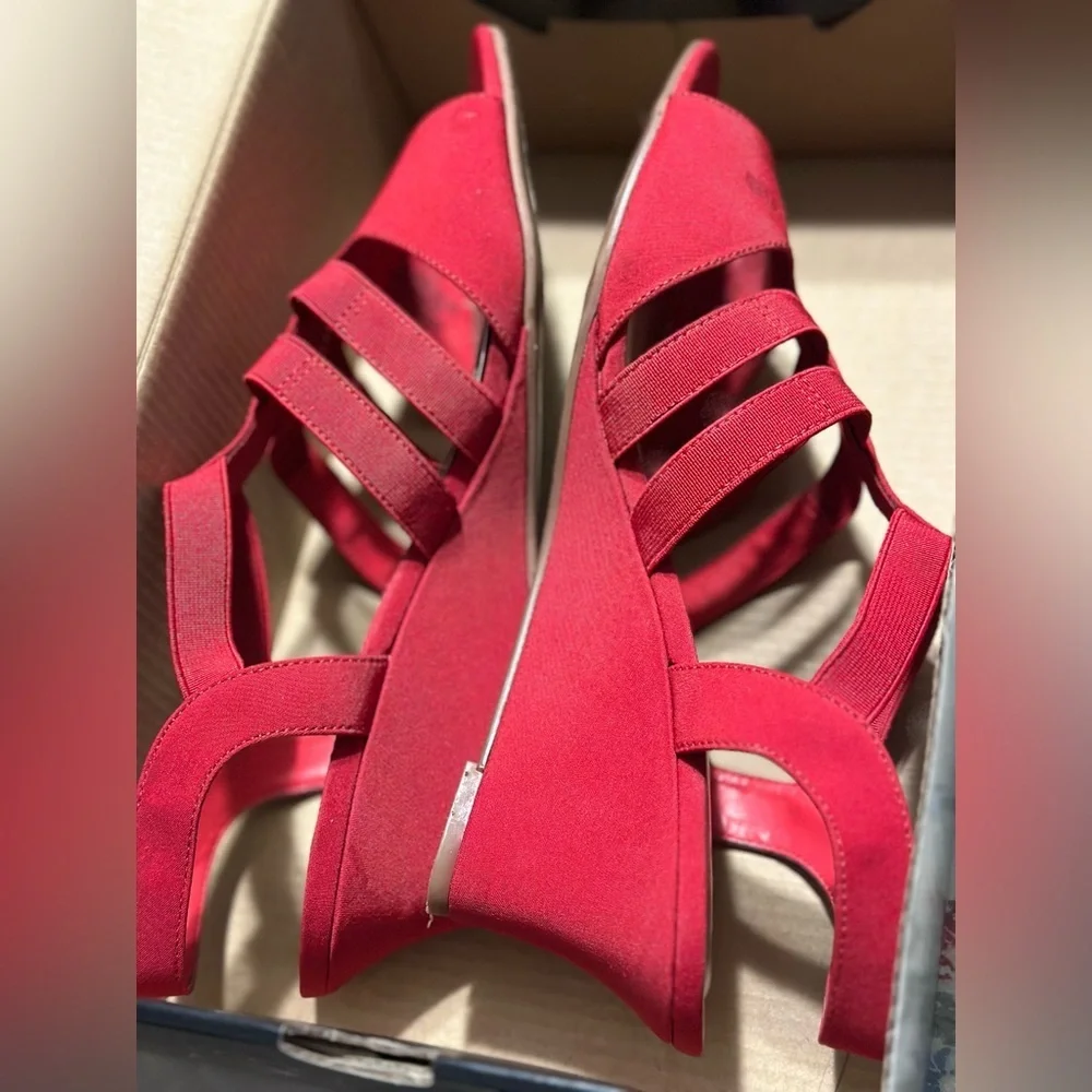 East 5th Red Wedges Size: 8.5